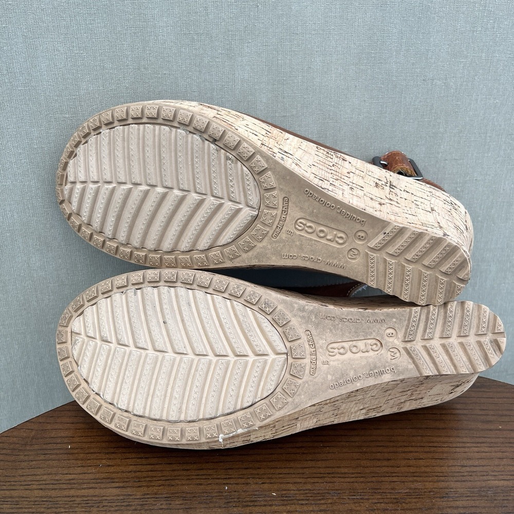 Crocs A Leigh Sandals Women's Size 8 Tan Brown Leather Cork Platform Wedge Shoes - Picture 11 of 16
